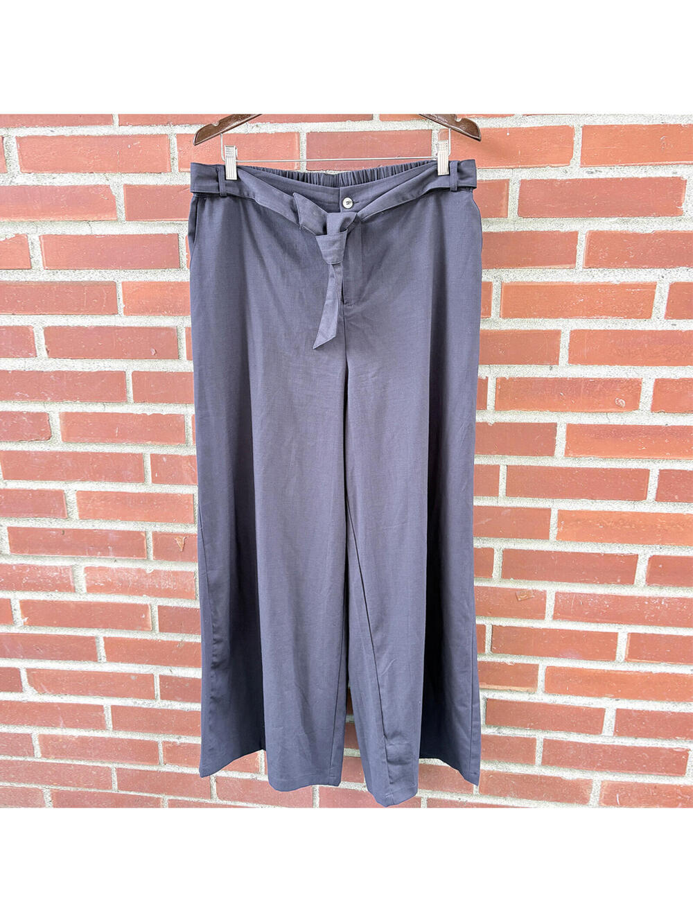 Hooever Women's Gray Wide-Leg Pull-On Pants with Belt Detail Size XL